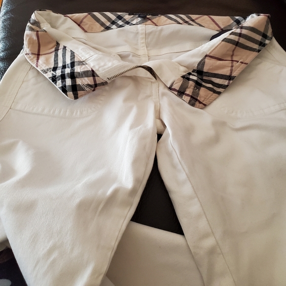 Burberry Women White Cropped/Capri Pants Size 4. - Picture 12 of 16